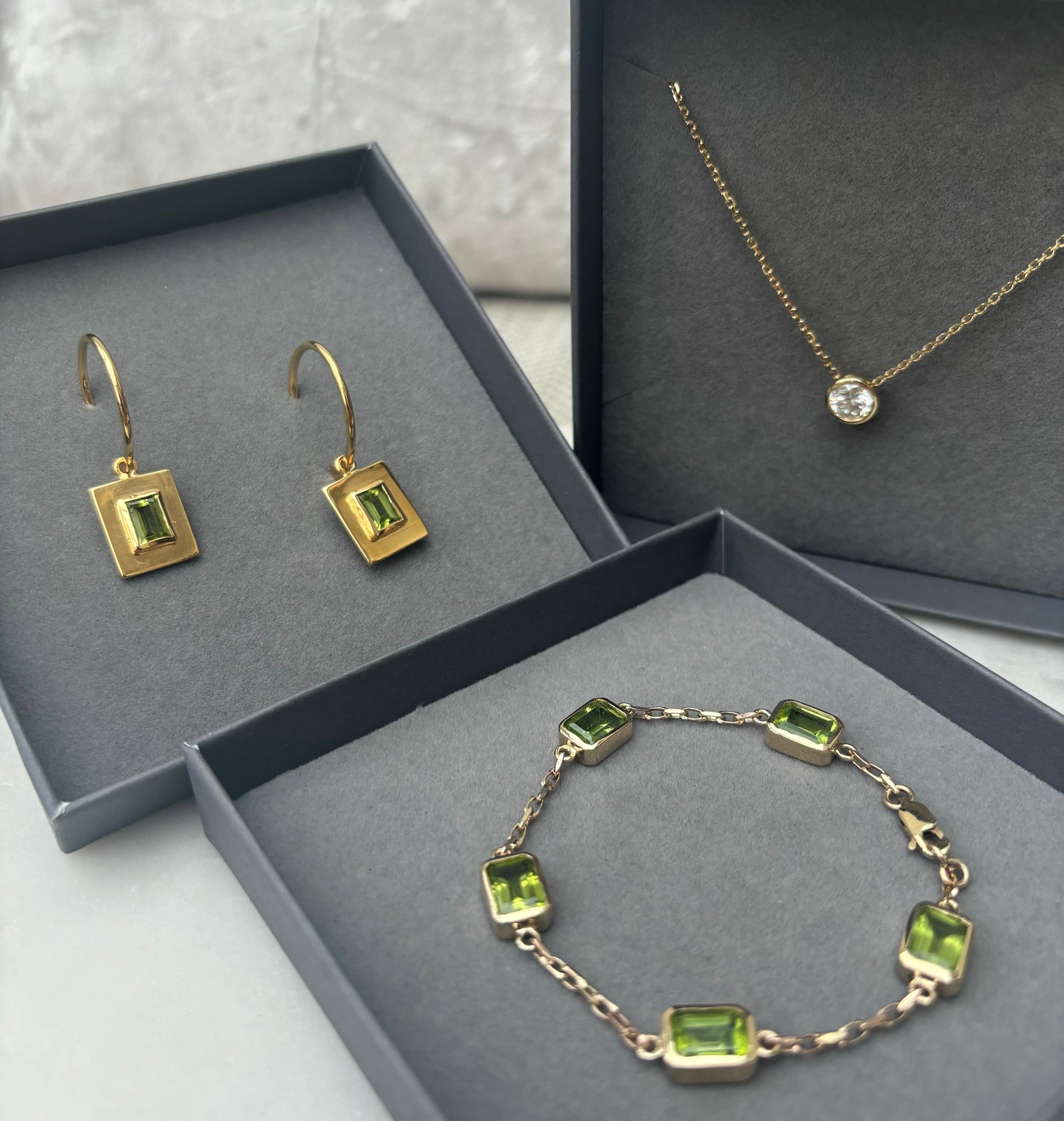 Baguette peridot earrings